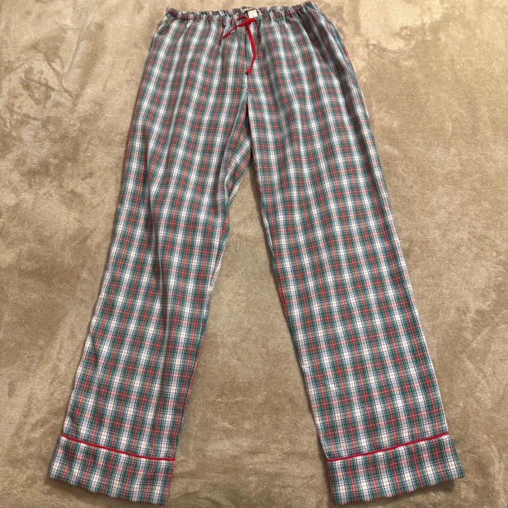 The Beaufort Bonnet Company Plaid Pajama Set Unisex Holiday Medium